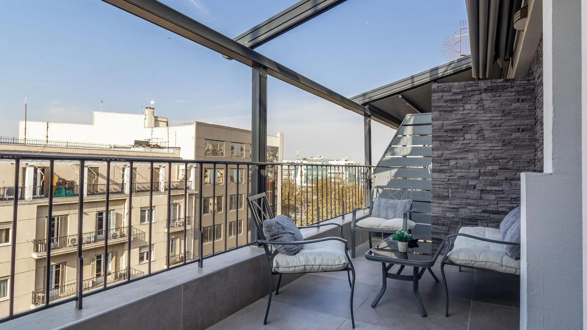 Raise Thessaloniki Avocado Suites Греция