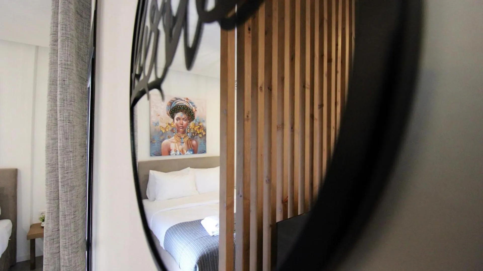 Raise Thessaloniki Avocado Suites